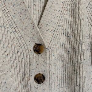 Old Navy Cream Speckled Chunky Ribbed Knit Cardigan